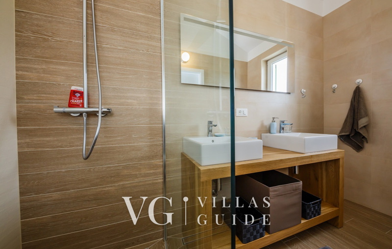 Villa Lun T - Island Pag Badezimmer