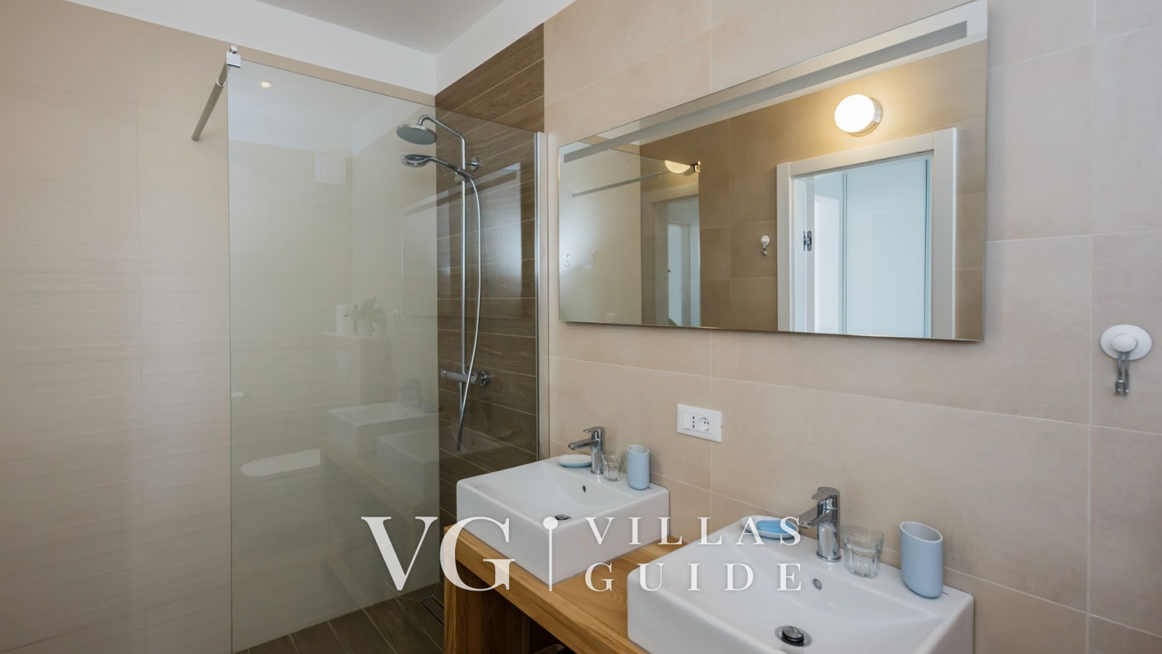 Villa Lun T - Island Pag Badezimmer