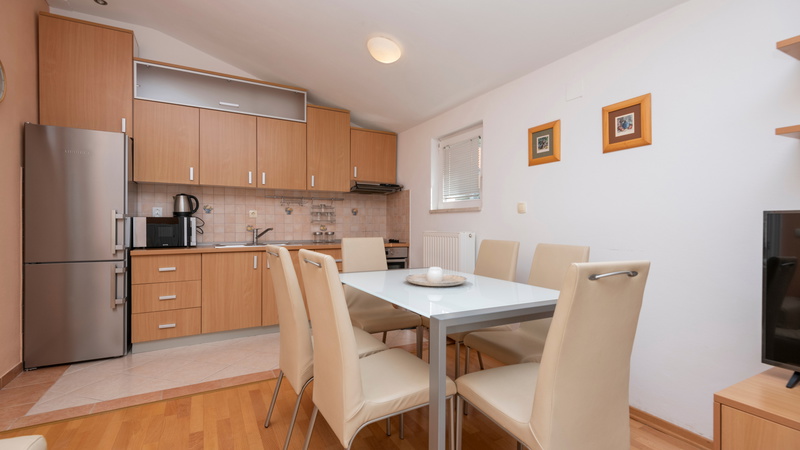 Apartman Fortuna pool-Makarska