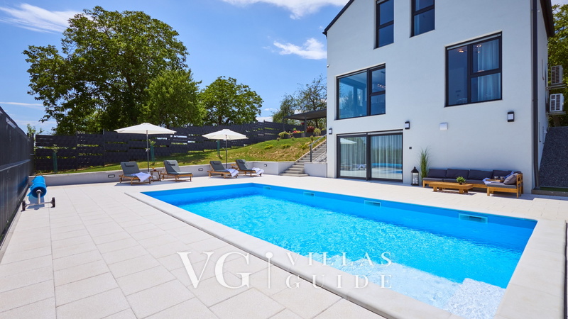 Villa M.I.L.A. Dvorište i vanjski dio objekta