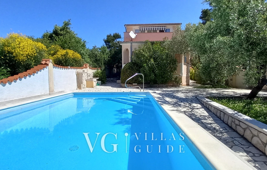 Villa Jano Garden and property exterior