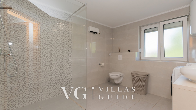 Villa Jelavić - Makarska-Donji Vinjani Kupaonica