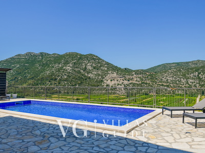 Villa Vega - Makarska-Umčani Pool
