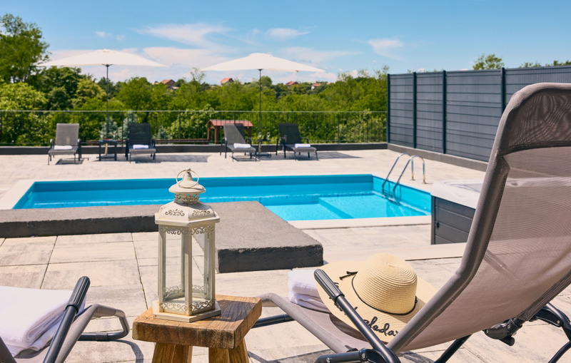 Villa Robinia Hill Residence