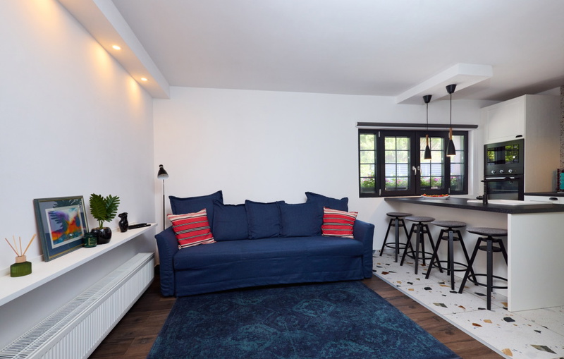 Villa Robinia Hill Residence