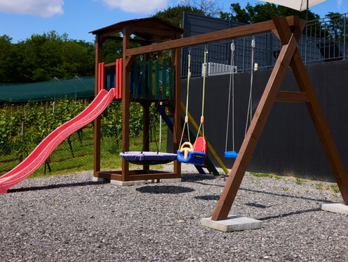 Villa Robinia Hill Residence