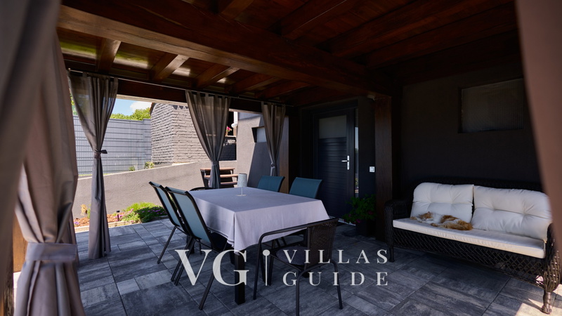 Villa Robinia Hill Residence Dvorište i vanjski dio objekta