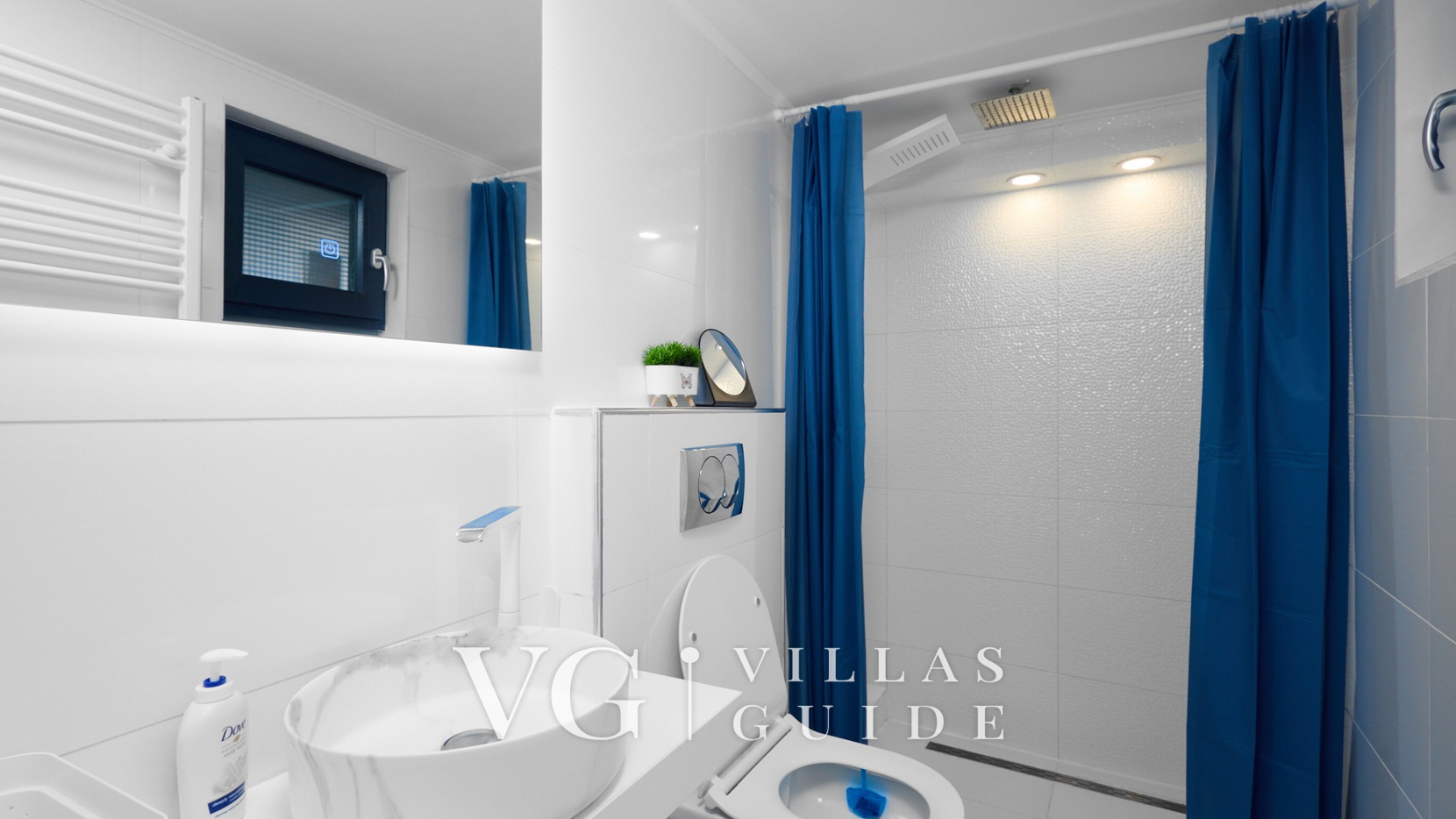 Villa Robinia Hill Residence Kupaonica