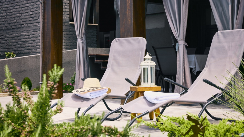 Villa Robinia Hill Residence