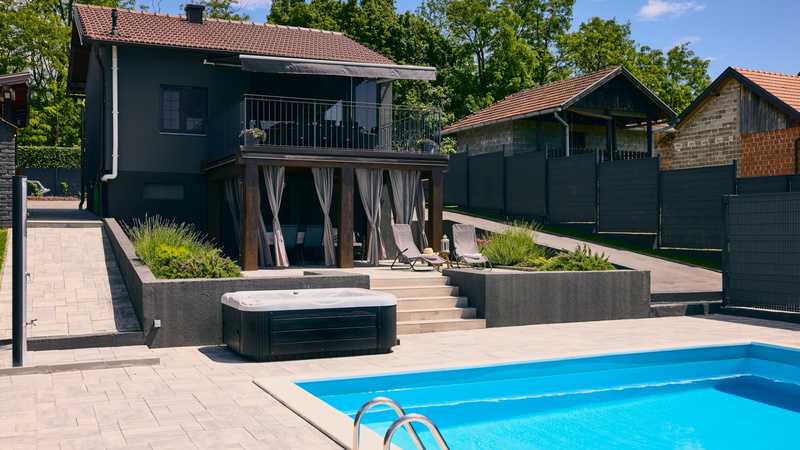 Villa Robinia Hill Residence