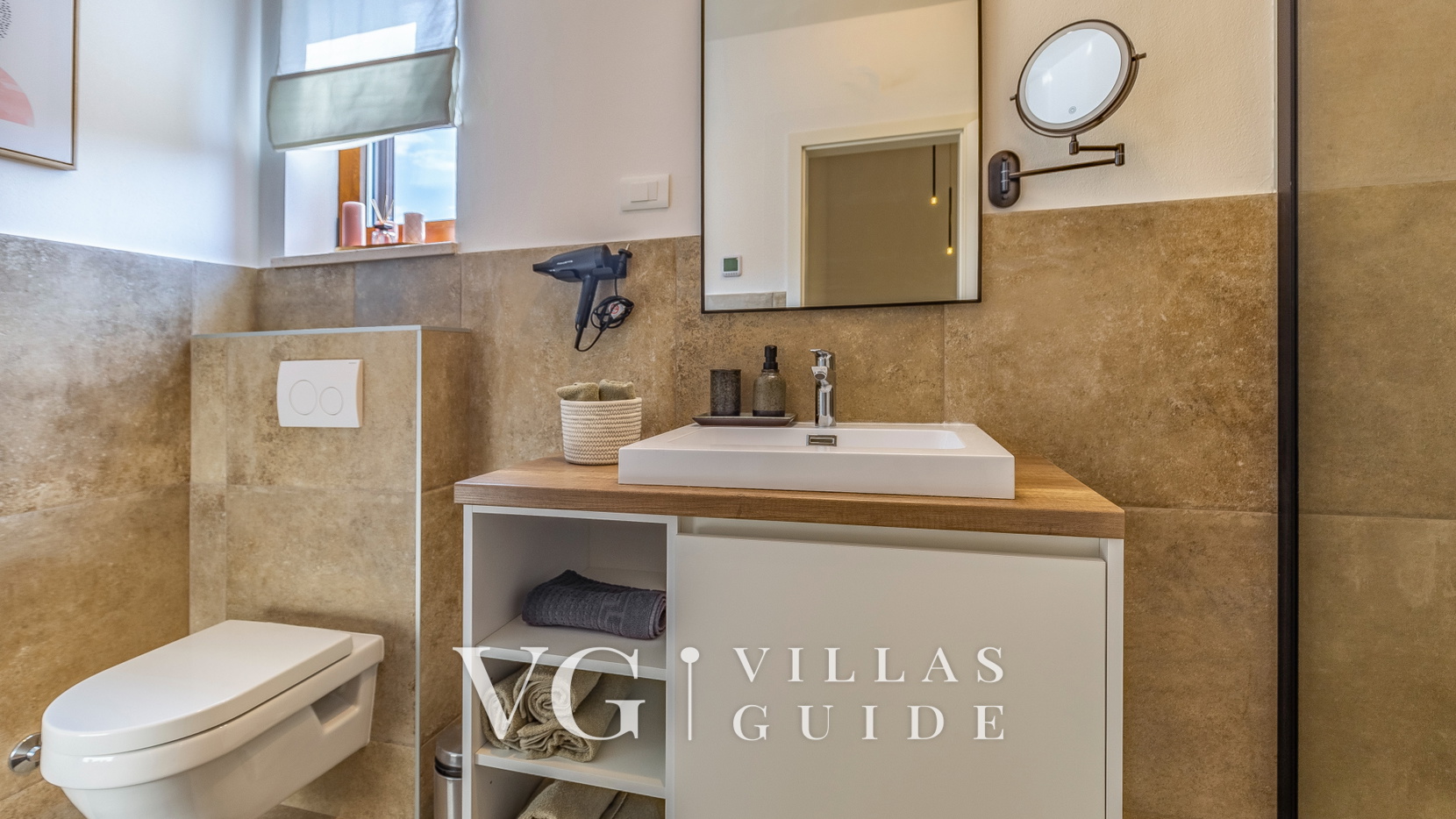 Villa Bella Guest toilet