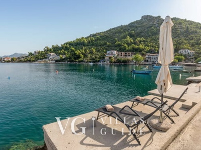 Villa Mustapić Dvorište i vanjski dio objekta