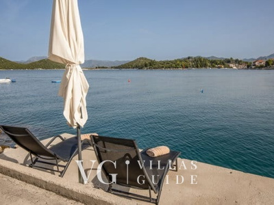 Villa Mustapić Dvorište i vanjski dio objekta