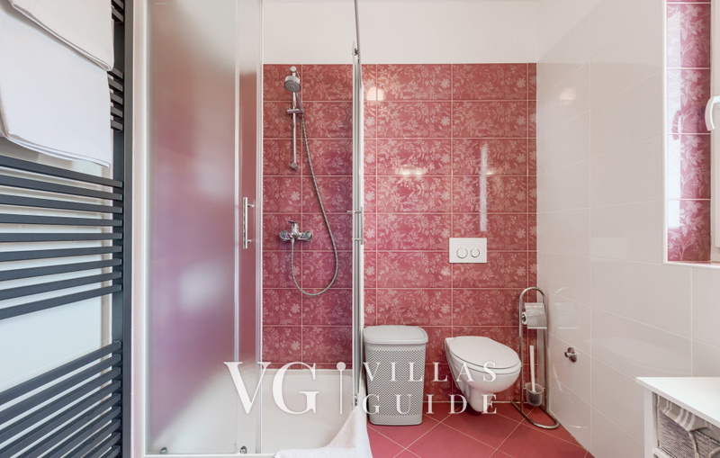 Villa Melnica Bathroom