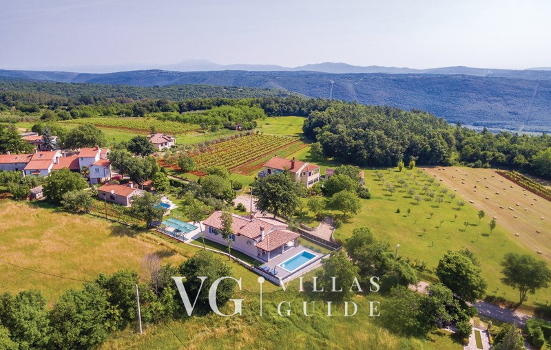 Villa Melnica Garden and property exterior