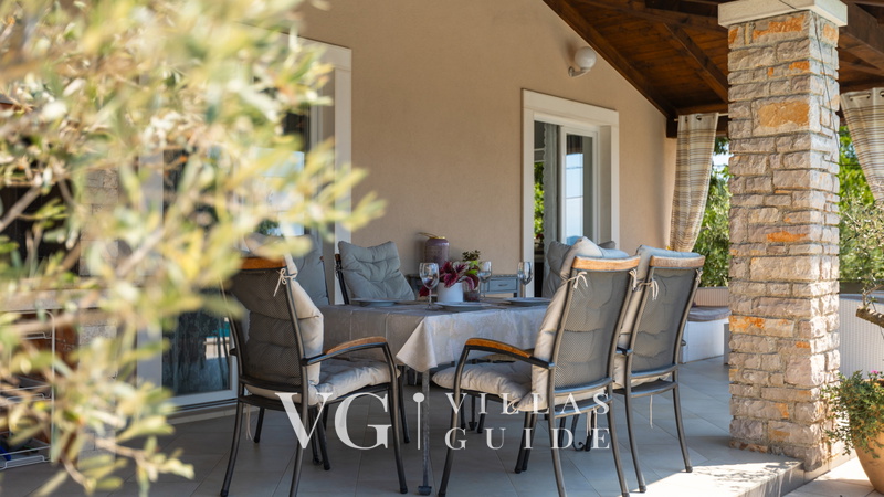 Villa Melnica Additional content