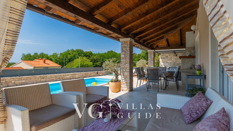 Villa Melnica Garden and property exterior