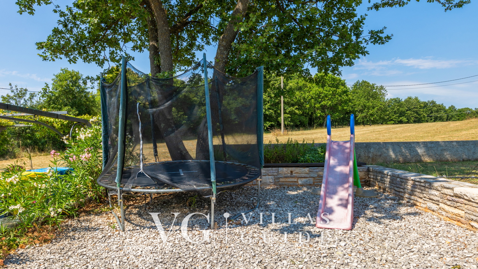 Villa Melnica Additional content