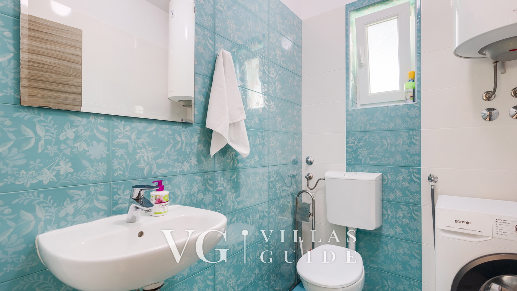 Villa Melnica Guest toilet