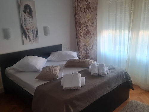 Villa Lara with pool&whirpool&pet friendly&100m from the sea- Rab