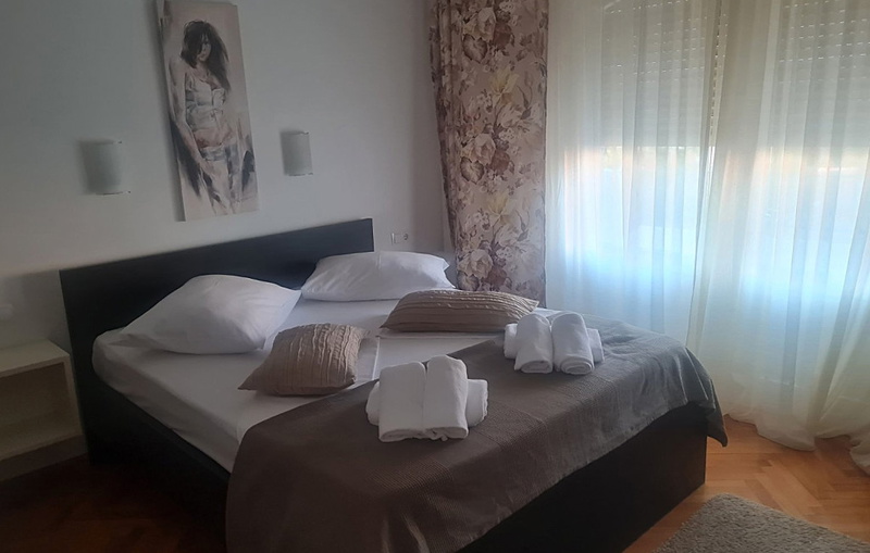 Villa Lara with pool&whirpool&pet friendly&100m from the sea- Rab