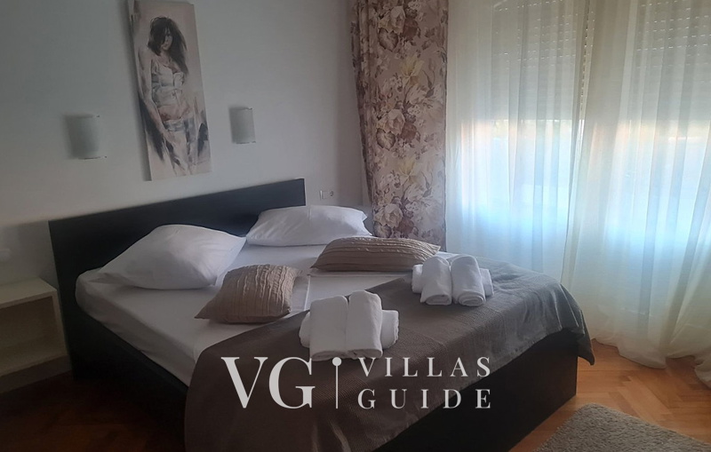 Villa Lara with pool&whirpool&pet friendly&100m from the sea- Rab