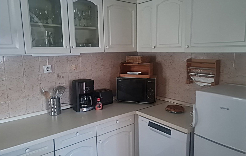 Villa Lara with pool&whirpool&pet friendly&100m from the sea- Rab