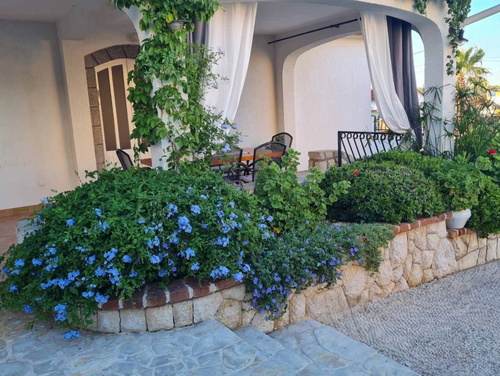 Villa Lara with pool&whirpool&pet friendly&100m from the sea- Rab