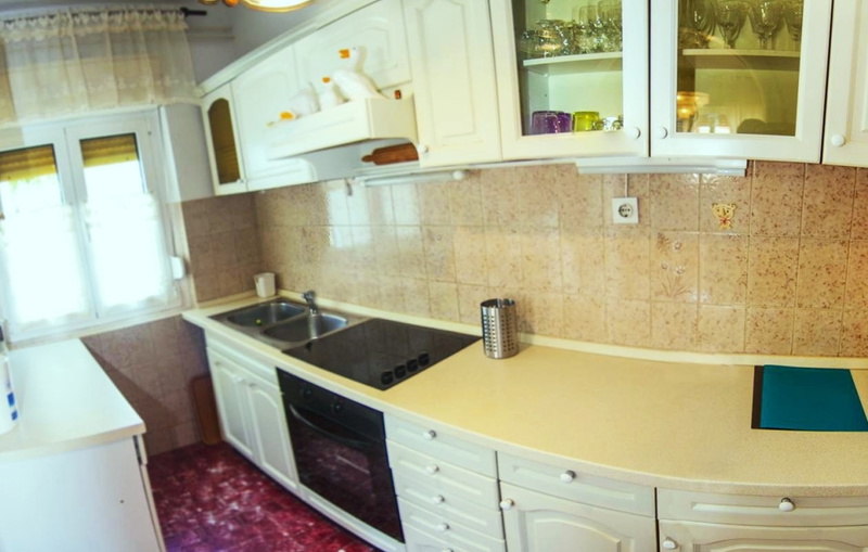 Villa Lara with pool&whirpool&pet friendly&100m from the sea- Rab