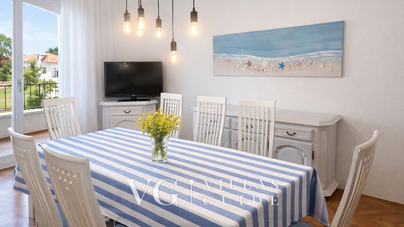 Villa Lara with pool&whirpool&pet friendly&100m from the sea- Rab