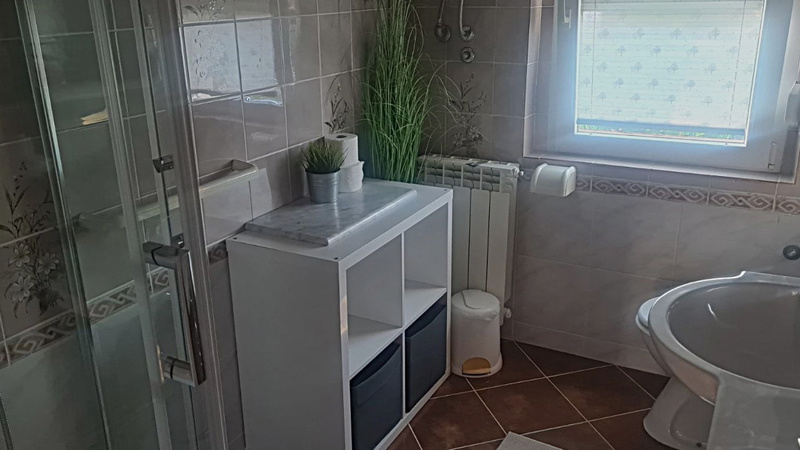 Villa Lara with pool&whirpool&pet friendly&100m from the sea- Rab