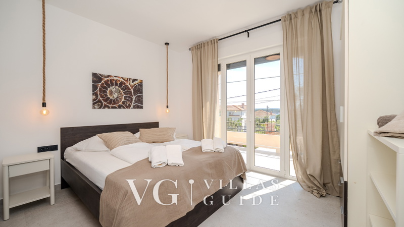Villa Lara with pool&whirpool&pet friendly&100m from the sea- Rab Spavaća soba