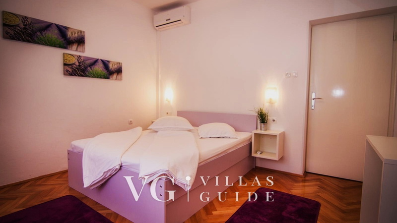 Villa Lara with pool&whirpool&pet friendly&100m from the sea- Rab Schlafzimmer