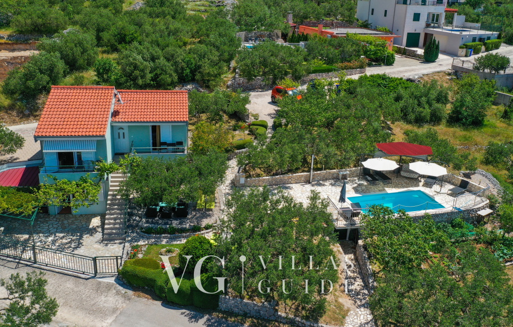 Villa Radić -  Makarska-Bast Garden and property exterior