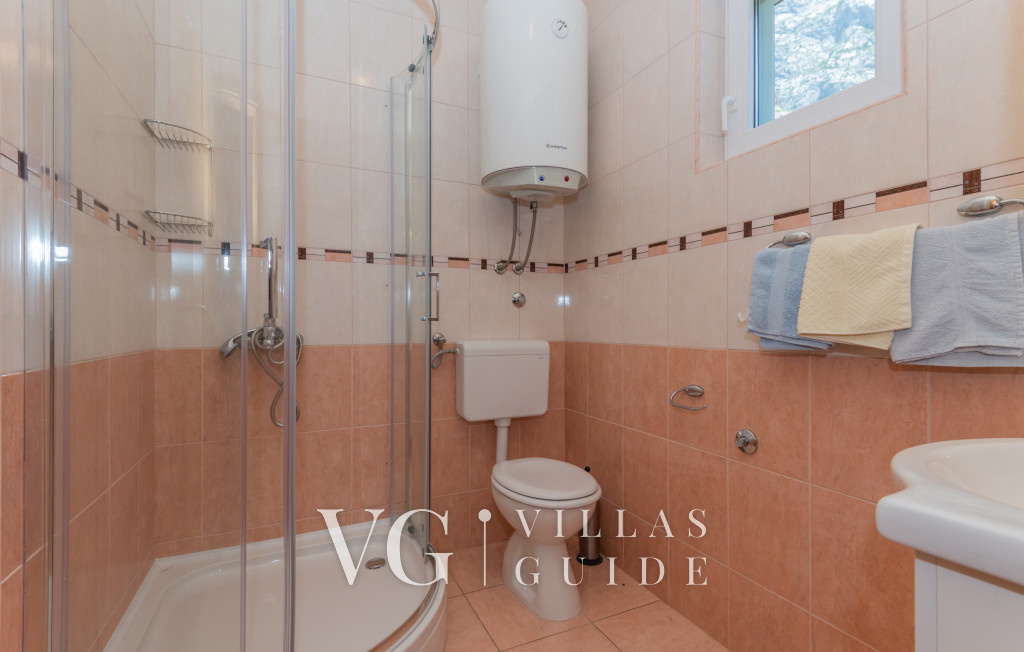 Villa Radić -  Makarska-Bast Bathroom