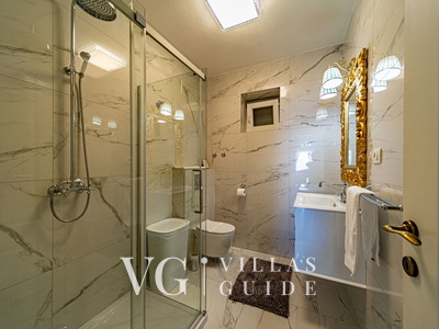 Seafront Villa Mijo Kupaonica