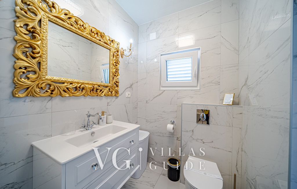 Seafront Villa Mijo WC za goste