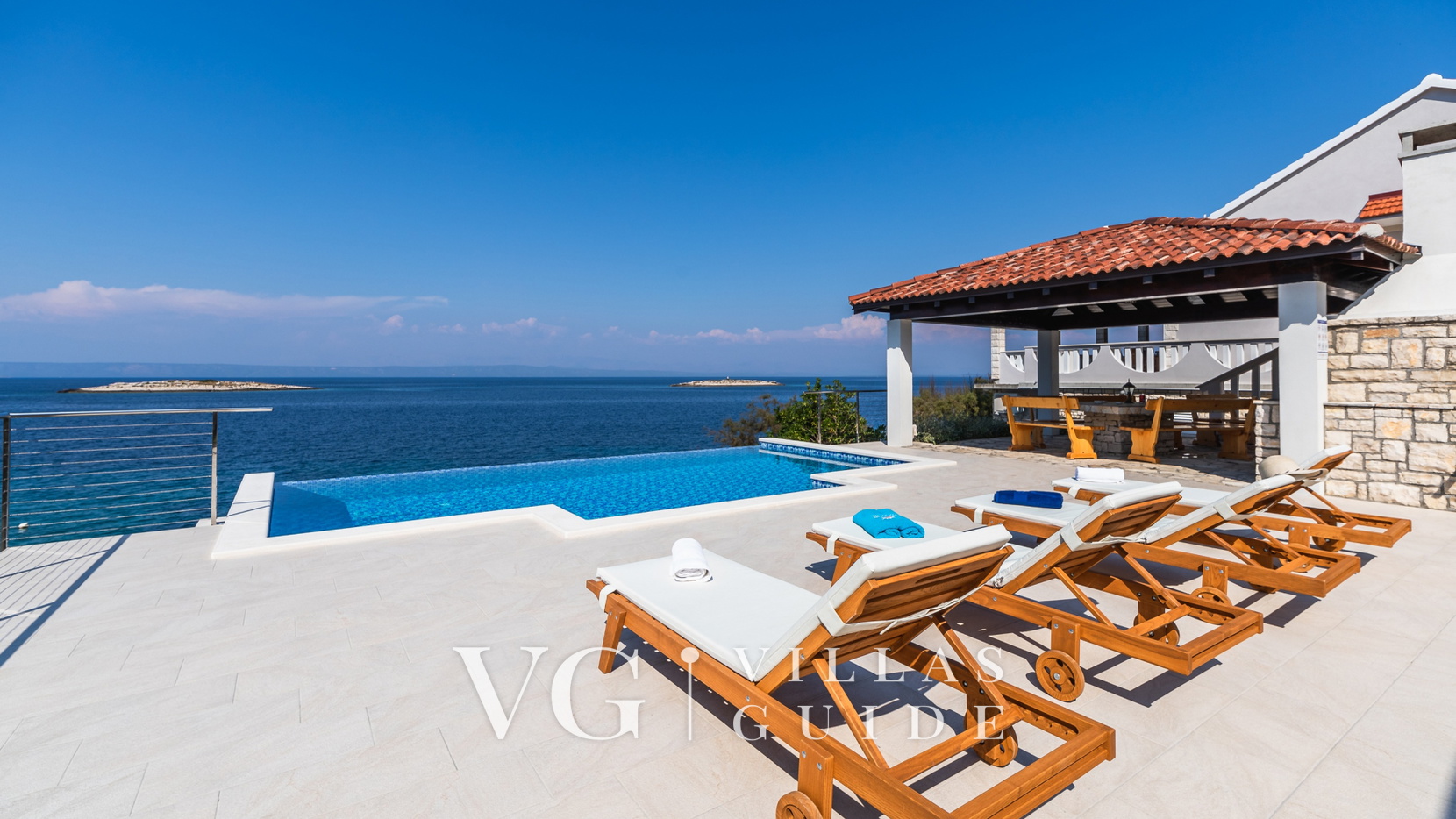 Seafront Villa Mijo