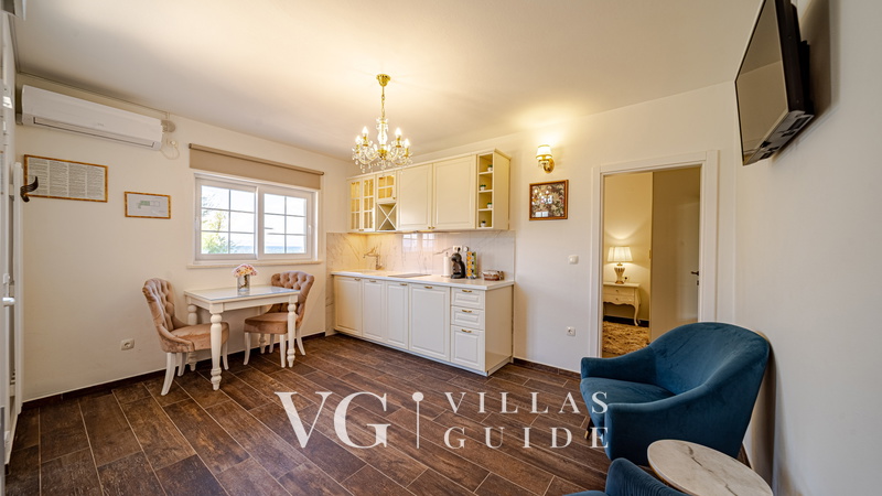 Seafront Villa Mijo Kuhinja