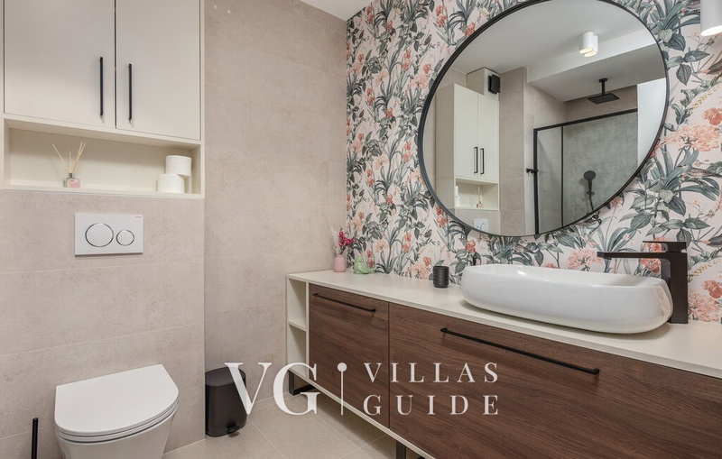 Villa Aris Bathroom