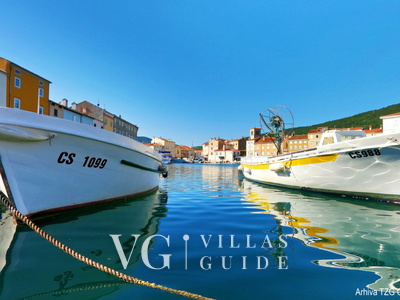 Villa Victoria beachfront&pool &petfriendly Mikrolokacija