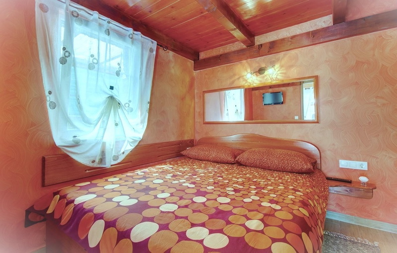 Villa Victoria beachfront&pool &petfriendly