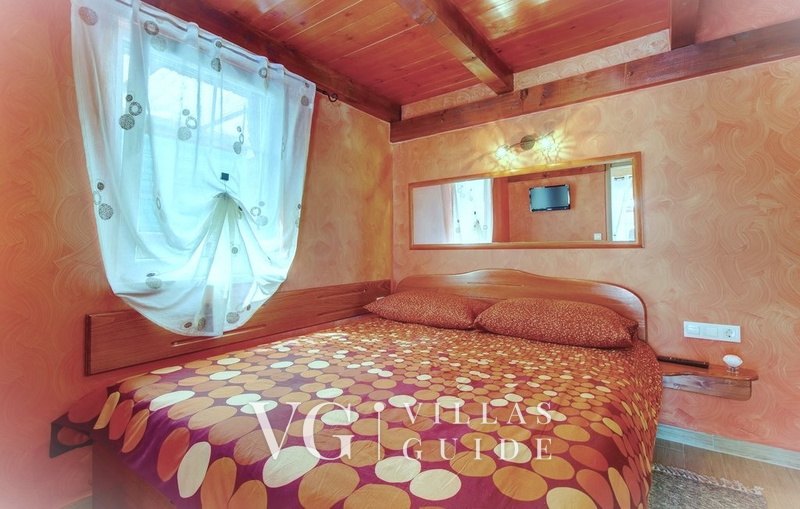 Villa Victoria beachfront&pool &petfriendly Bedroom