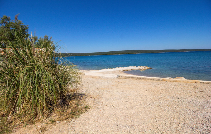 Villa Victoria beachfront&pool &petfriendly