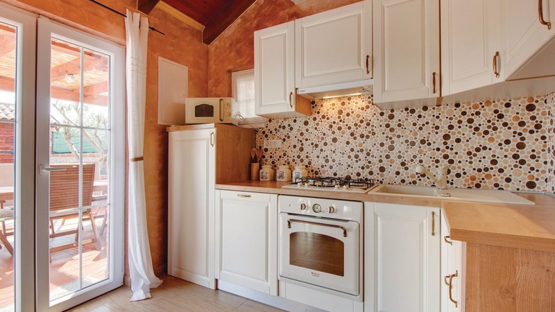 Villa Victoria beachfront&pool