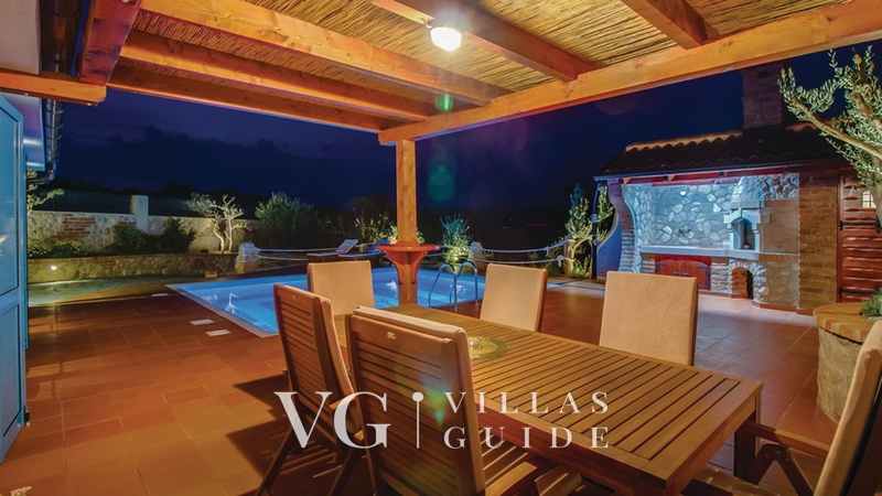 Villa Victoria beachfront&pool Zusatzinhalte