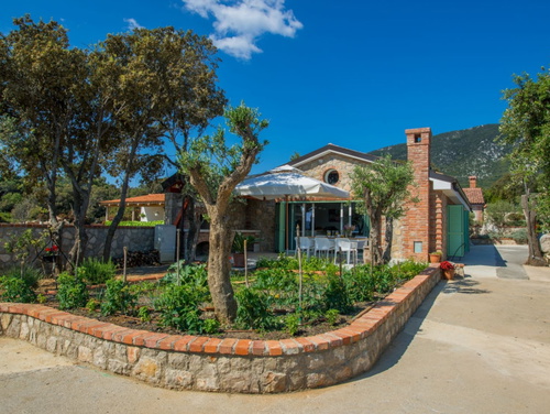 Vila Roselina beachfront&pool&whirpool&petfriendly