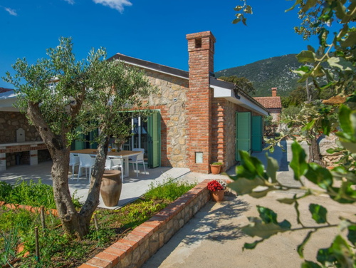 Vila Roselina beachfront&pool&whirpool&petfriendly