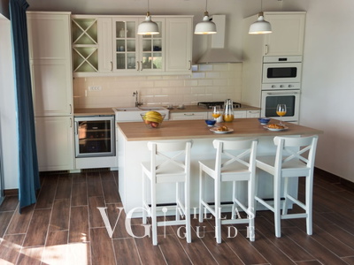 Vila Roselina beachfront&pool&whirpool&petfriendly Kuhinja