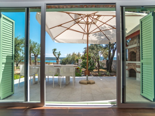 Vila Roselina beachfront&pool&whirpool&petfriendly